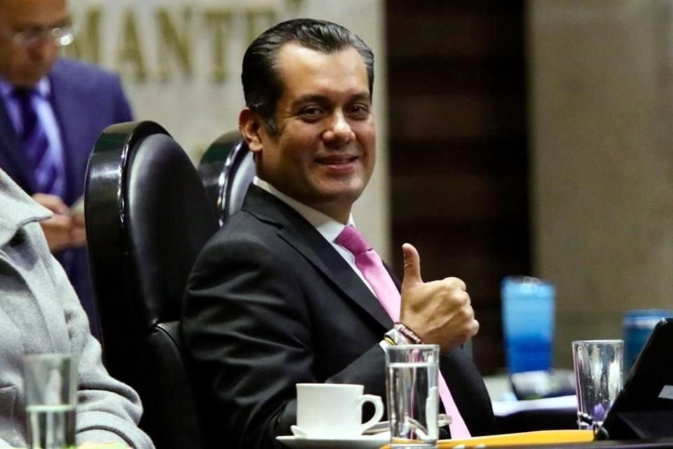 El morenista Gutiérrez, que fue elegido Presidente por unanimidad, ofreció un trabajo imparcial y con objetividad al frente de la Mesa Directiva.