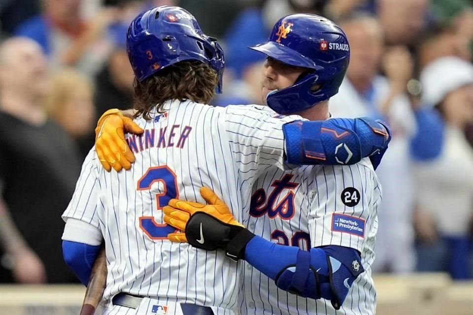 Jesse Winker y Pete Alonso se apuntaron un cuadrangular cada uno.