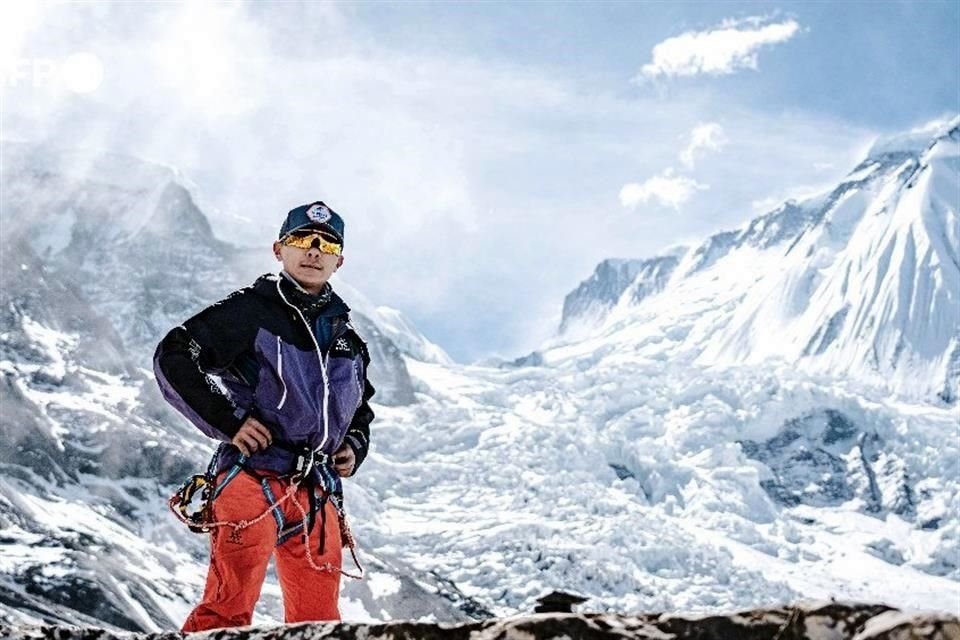 Nima Rinji Sherpa completó el difícil desafío.