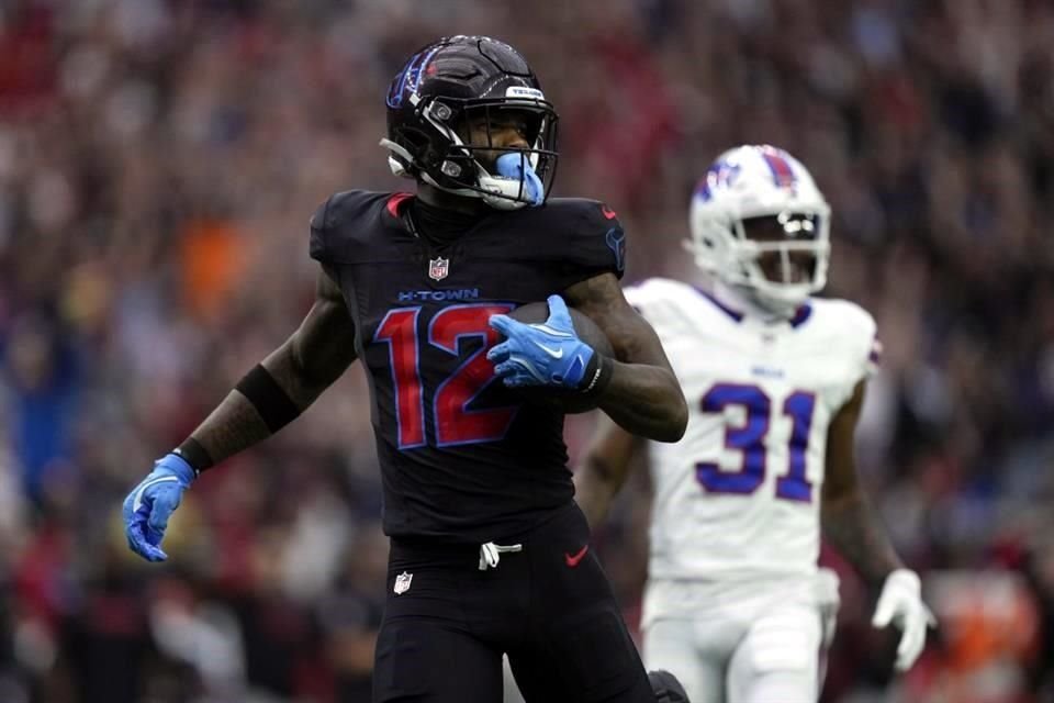 Nico Collins abandonó el partido ante los Bills en el primer cuarto.