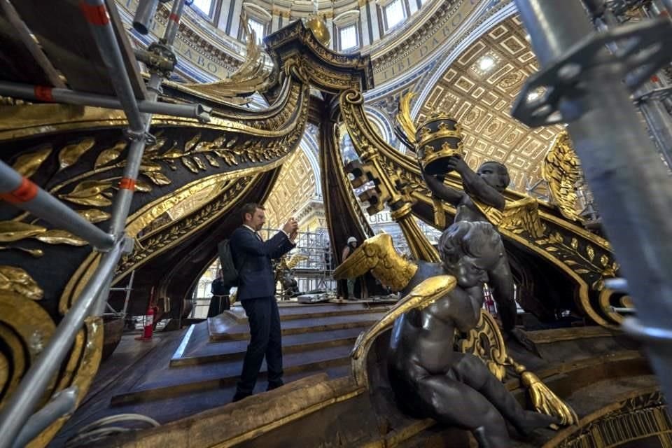 La obra es una de las más conocidas de Gian Lorenzo Bernini (1598-1680), escultor, arquitecto y pintor apodado el 'segundo Miguel Ángel'.