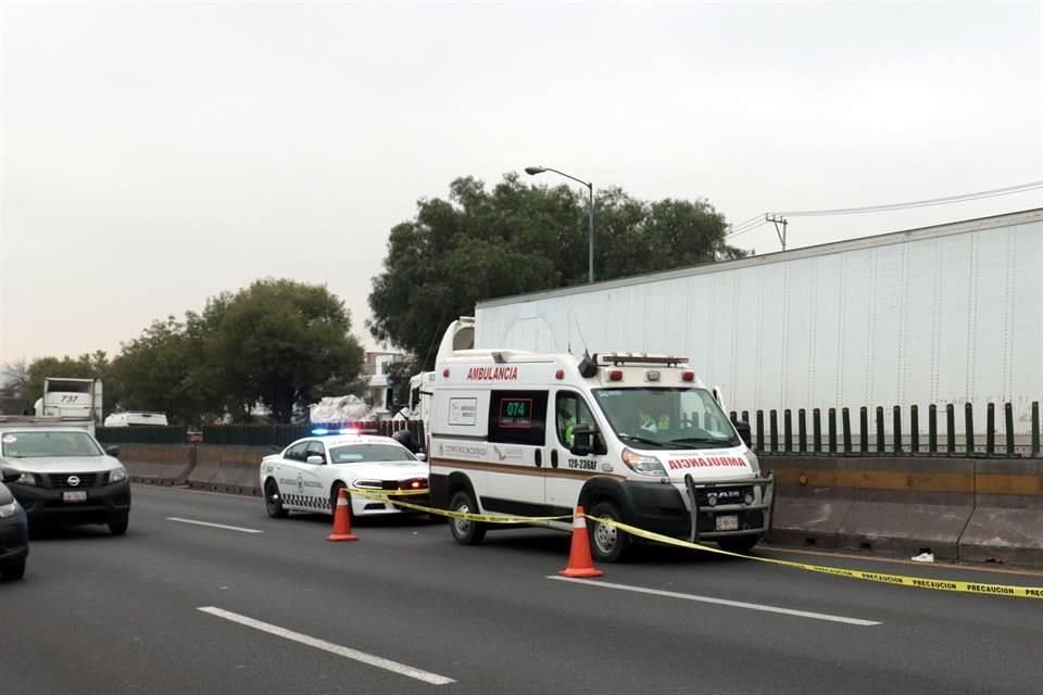 Autoridades resguardaron el sitio para hacer el levantamiento del cadáver.