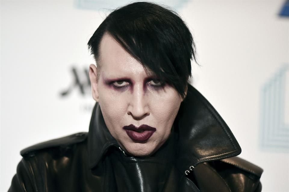 La fiscalía de Los Ángeles revisa nueva evidencia contra Marilyn Manson por acusaciones previas de abuso sexual y conducta inapropiada.