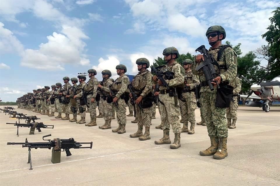 La SSP de la Sinaloa, comunicó que este reforzamiento de efectivos de la Secretaría de la Defensa Nacional (Sedena) llegó la mañana de este jueves proveniente de la Ciudad de México.