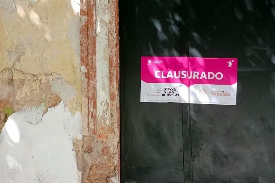 Clausura Ayuntamiento de Guadalajara obra en casa patrimonial ubicada en Calle de Madero 1036, en la Colonia Americana.