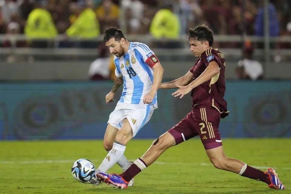 Lionel Messi fue titular ante Venezuela.