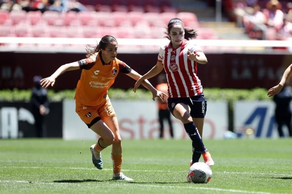 Atlas y Chivas se verán las caras hoy en el Estadio Jalisco, dentro de la Liga Femenil.