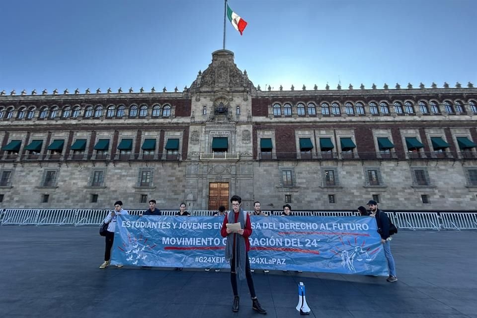 Miembros del Movimiento Generación del 24 solicitan a la Presidenta Claudia Sheinbaum acciones a favor de un futuro democrático e inclusivo.