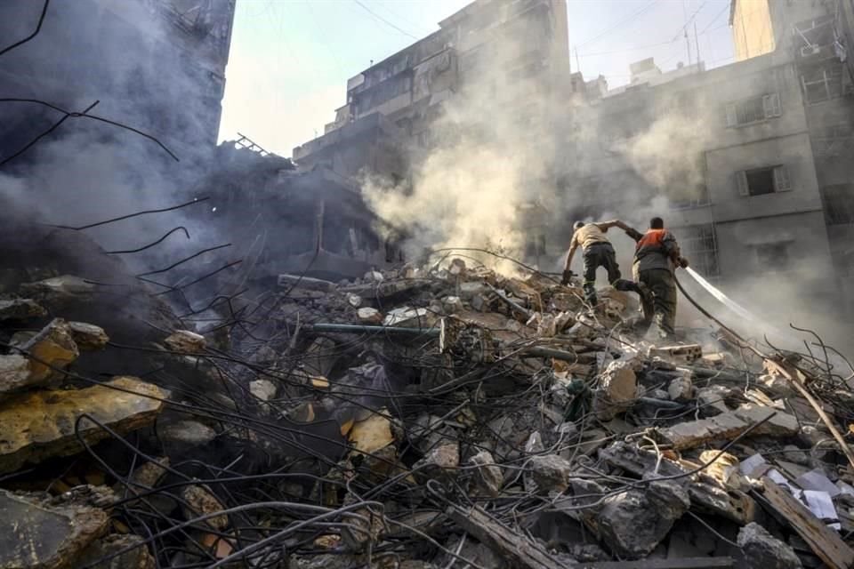 Líbano reportó que bombardeos israelíes mataron a por lo menos 9 personas en dos aldeas situadas fuera de los bastiones de Hezbolá.