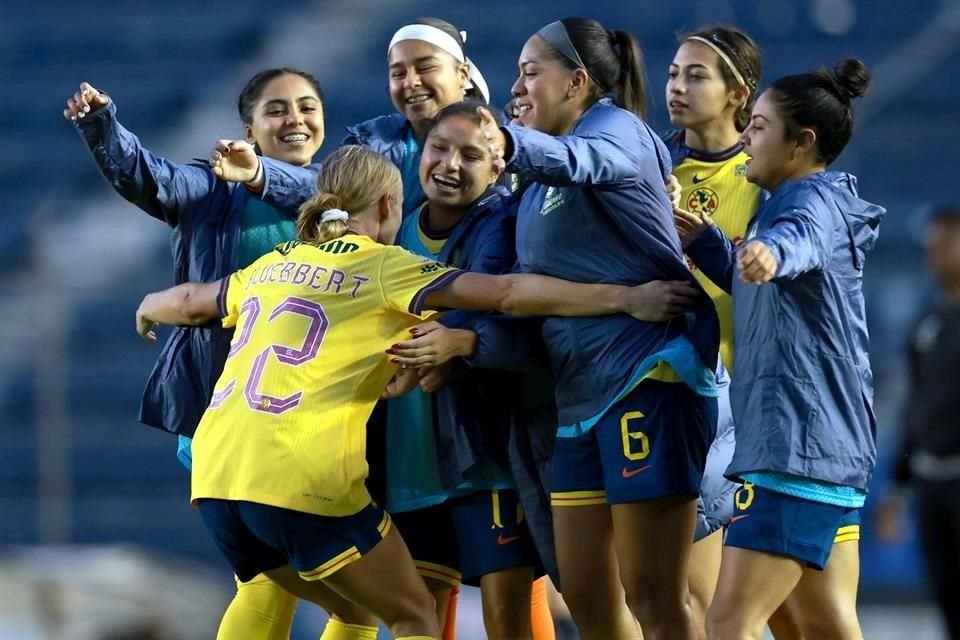 Las Águilas celebran el 108 aniversario del club.