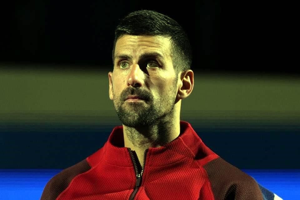 Novak Djokovic no pudo hacerle mucha fuerza al italiano y se quedó con las ganas de buscar su título 100.