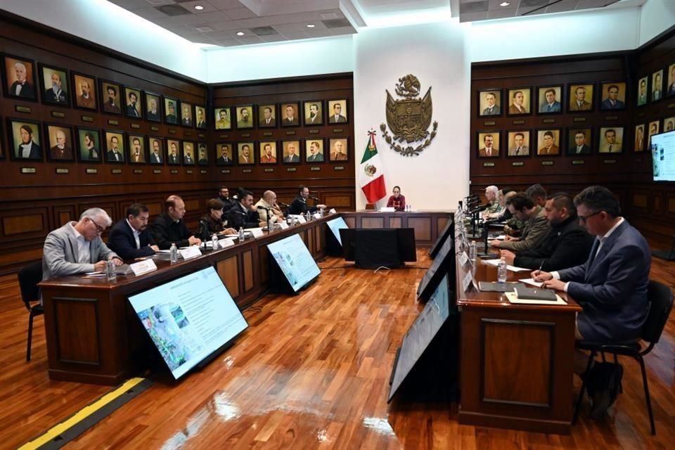 La Presidenta informó sobre la reunión previa al acto público, en Querétaro.