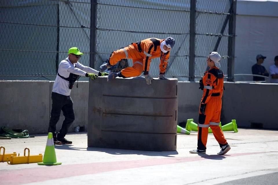 También practicaron el ingreso al circuito en situaciones de urgencia.