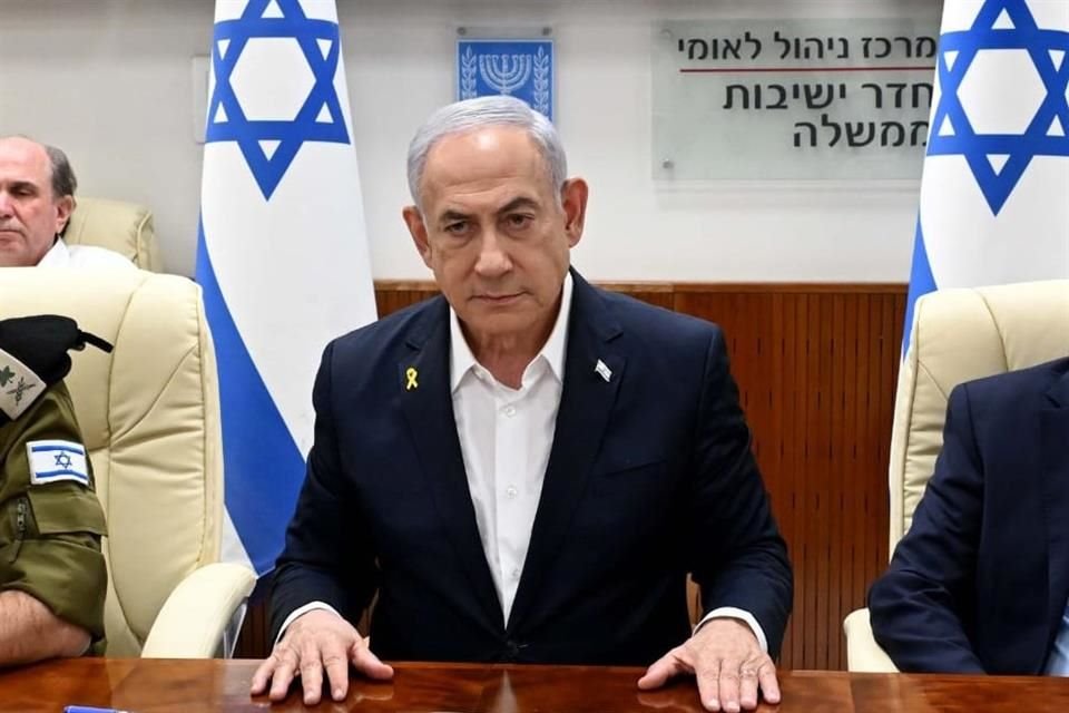 El Primer Ministro israelí, Benjamin Netanyahu durante una reunión de gabinete de seguridad en Jerusalén, el 1 de octubre del 2024.