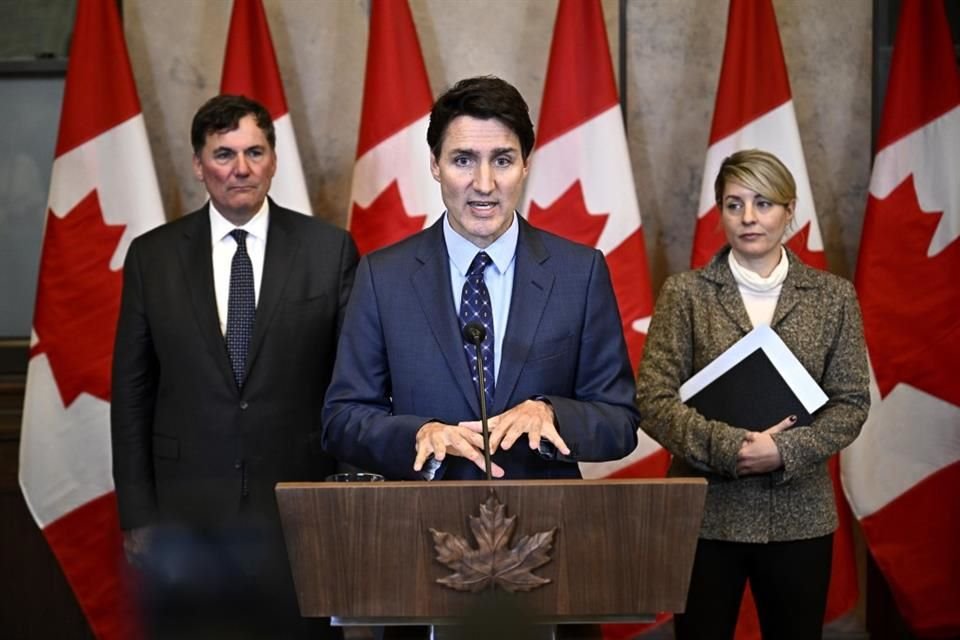 El Primer Ministro canadiense Justin Trudeau en una conferencia de prensa el 14 de octubre de 2024, en el Parlamento en Ottawa, Canadá.