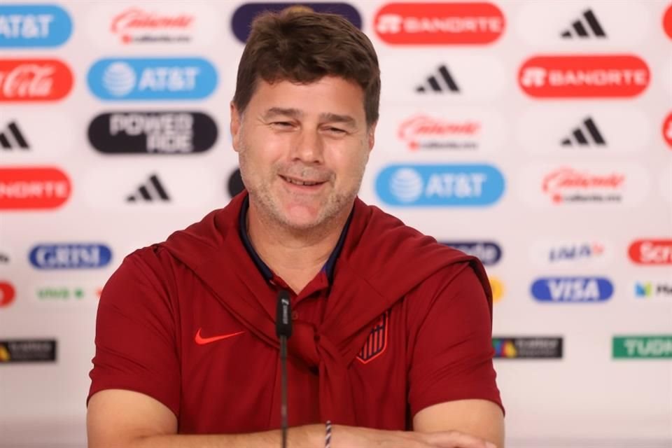 'Es un hombre con muchísima experiencia', aseguró el entrenador estadounidense Mauricio Pochettino, en referencia a Javier Aguirre.