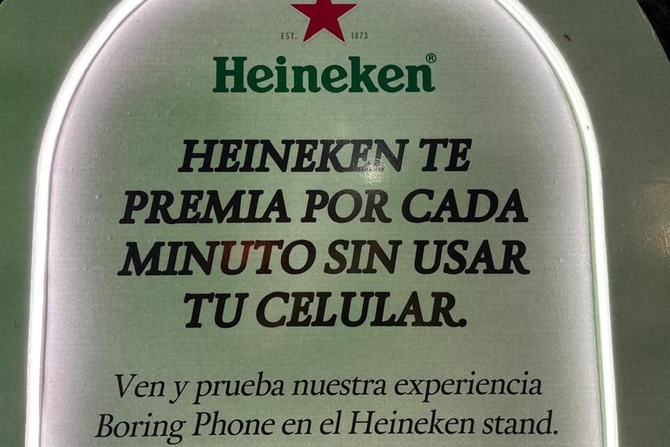 En el Heineken Silver Live Out, la compañía invitó a los asistentes a desconectarse de sus smartphones a cambio de regalos.