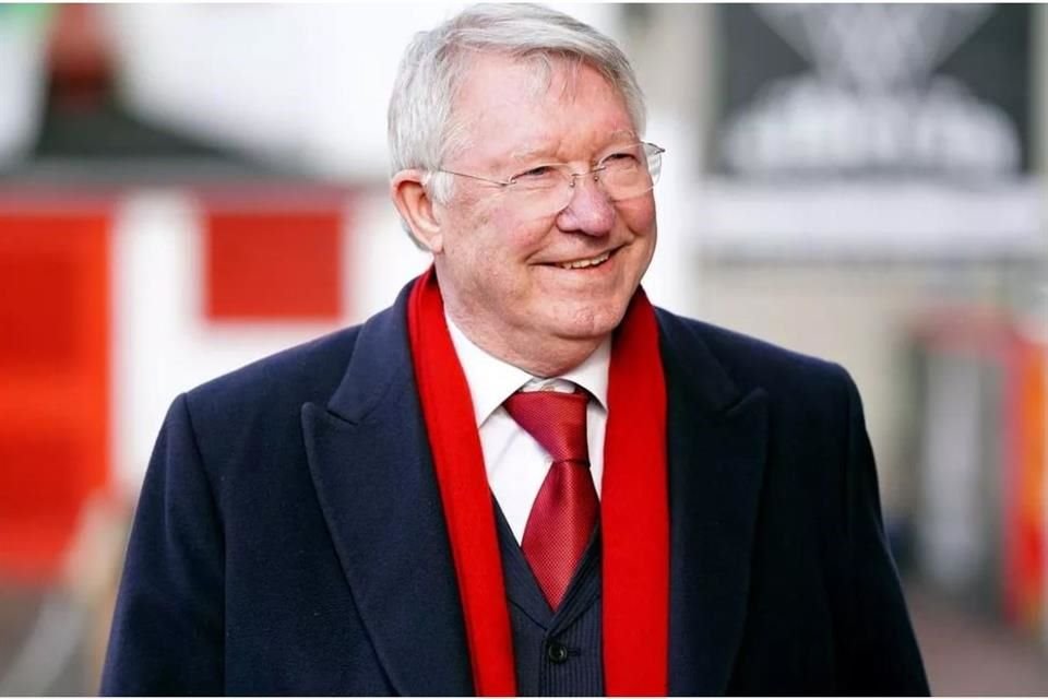 Como parte del programa de reestructuración, el Manchester United ha despedido alrededor de 250 personas, una de ellas Alex Ferguson.