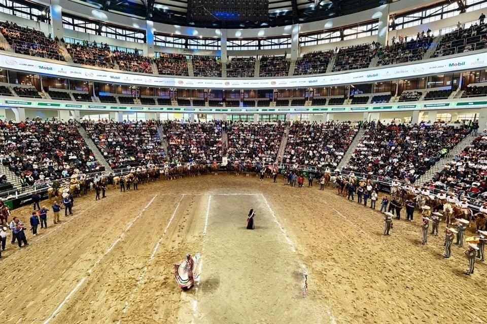 El evento lució un gran lleno.