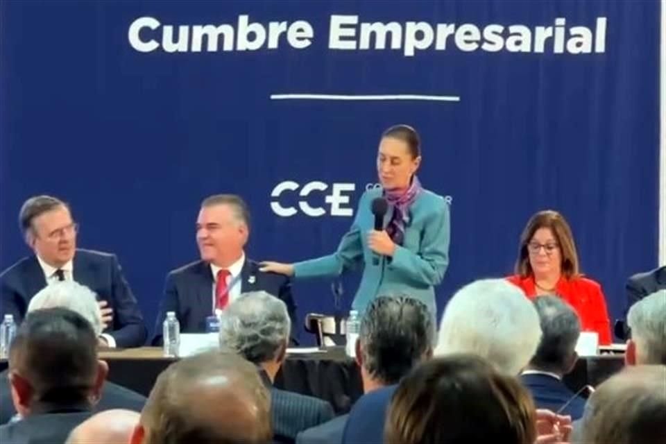 La Presidenta Sheinbaum compartió una parte del discurso que dio a líderes empresariales de México y Estados Unidos durante una reunión.