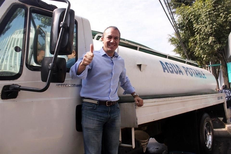 El Alcalde señaló que la entrega de agua será equitativa y gratuita.