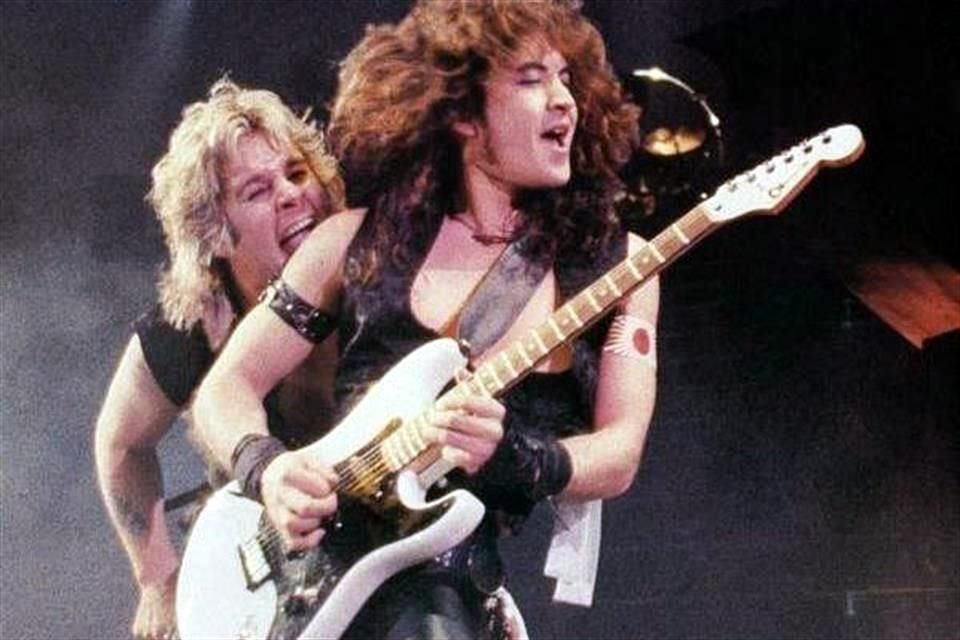 Mientras paseaba a su perrito en Las Vegas, el rockero Jake E. Lee, ex guitarrista de Ozzy Osbourne, recibió varios disparos durante un tiroteo.