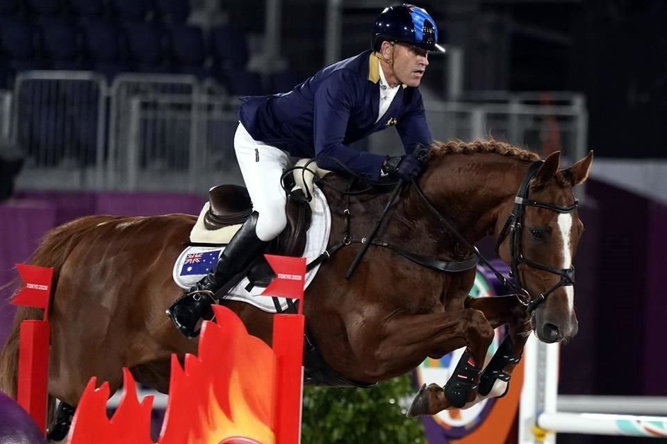 Andrew Hoy ahora se colgó la medalla de plata, su segunda en Tokio 2020, la primera fue de bronce.