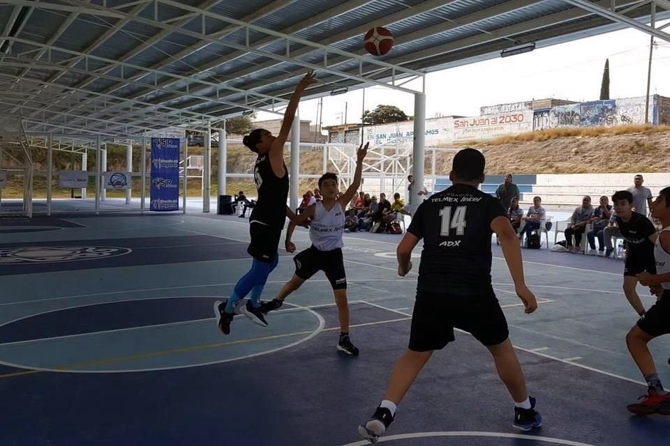 El torneo brinda grandes partidos.