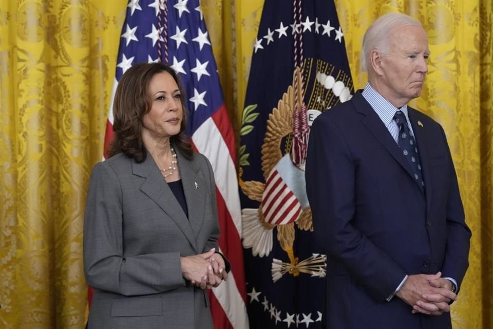 El Presidente Joe Biden y la Vicepresidenta Kamala Harris durante un evento en la Casa Blanca el 26 de septiembre del 2024.