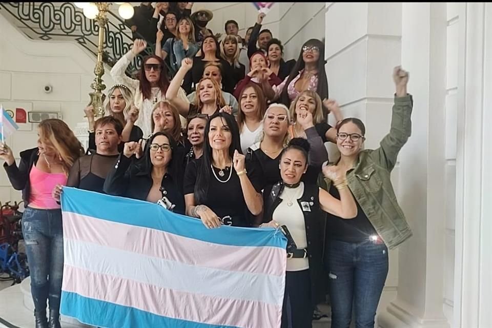 Sánchez Barrios asistió a la presentación de un punto de acuerdo, en el Congreso de la Ciudad de México.