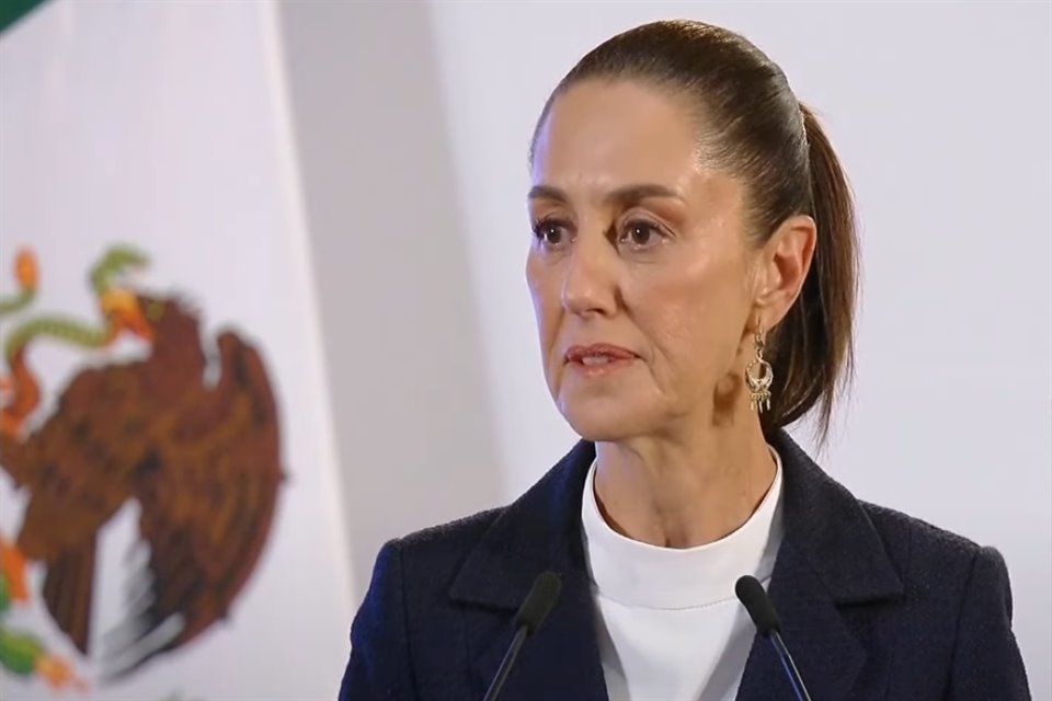 Especialistas afirman que la reforma impulsada por Sheinbaum para que el Gobierno sea su propio revisor inauguraría nueva etapa de opacidad.