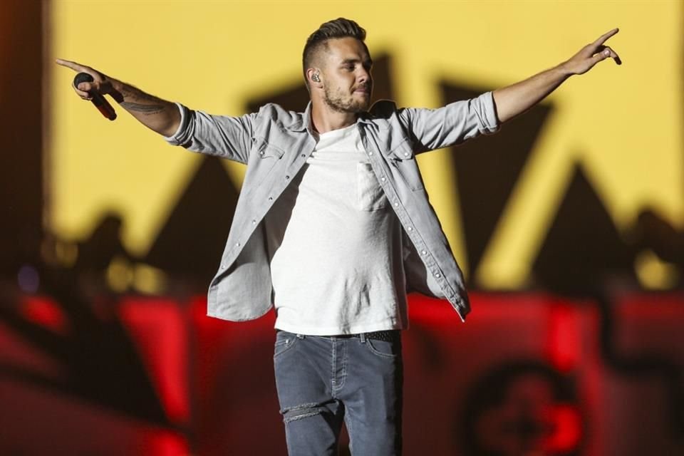 Liam Payne habría estado de fiesta con dos mujeres antes de caer del balcón de un hotel en Buenos Aires, donde murió el miércoles.