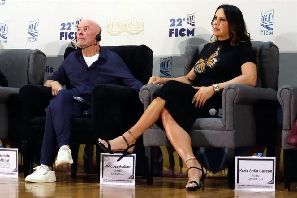 El cineasta Jacques Audiard presentó 'Emilia Pérez' cinta sobre 'desaparecidos', en la inauguración del Festival de Cine de Morelia.