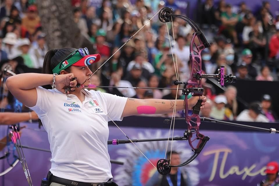 Dafne Quintero venció a Andrea Becerra y ganó bronce en arco compuesto durante la Final de la Copa del Mundo de Tiro con Arco Tlaxcala 2024.