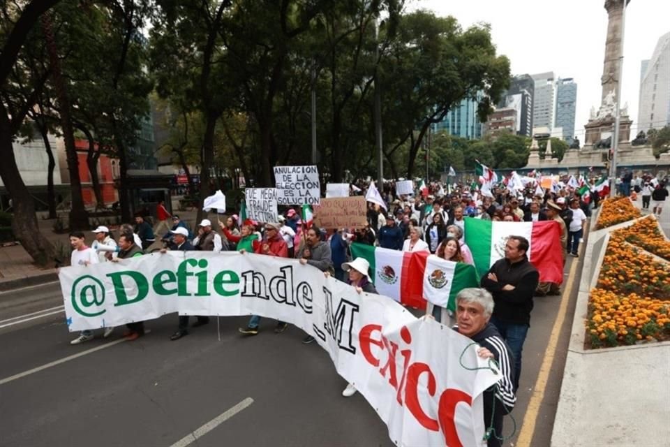 'Juez votado, corrupto asegurado', es una de las principales consignas que vociferan los manifestantes.