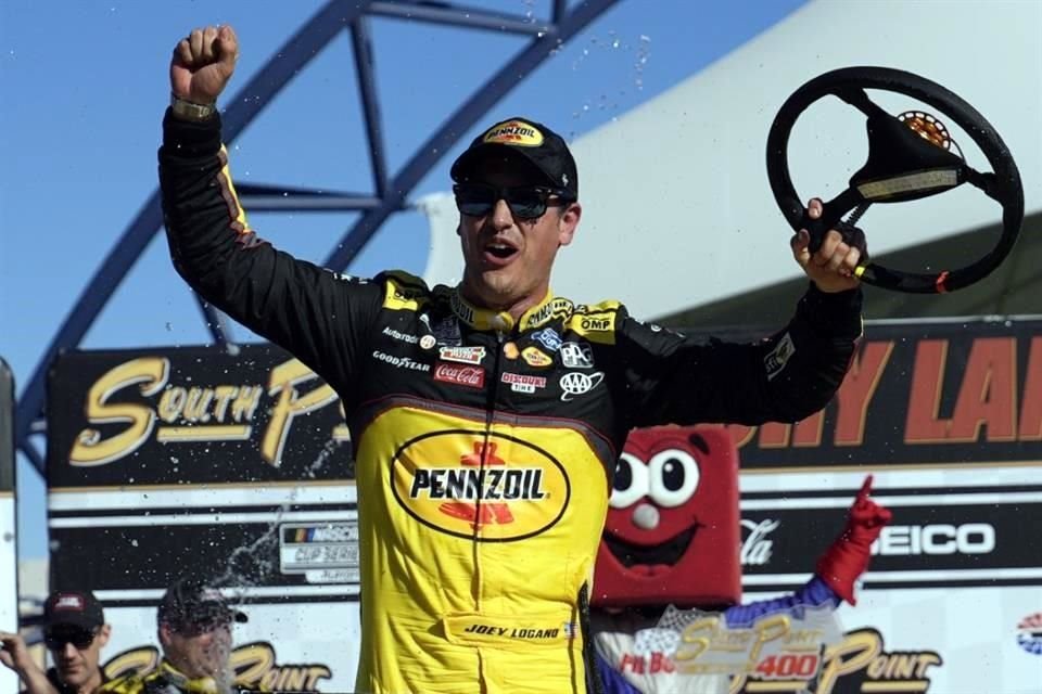 Joey Logano salió con el triunfo en Las Vegas y se clasificó a la carrera Championship 4 a disputarse el 10 de noviembre en Arizona.