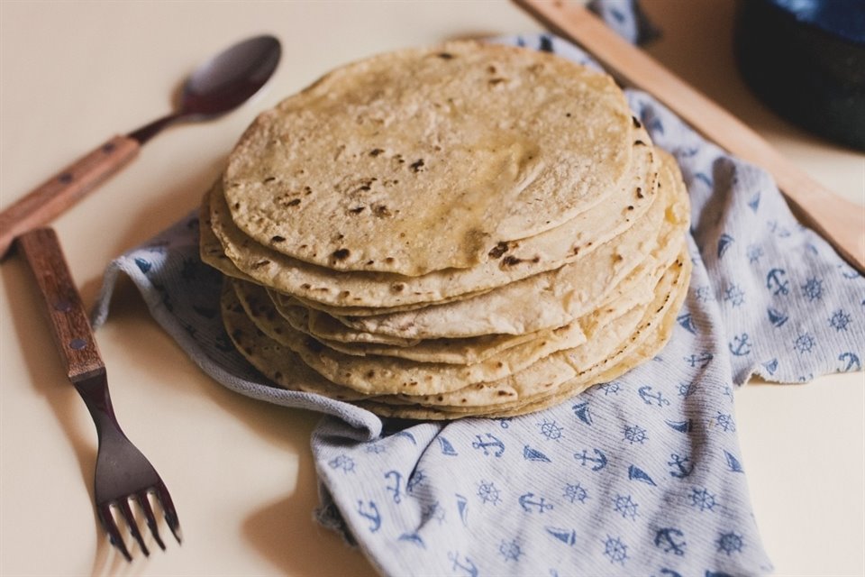 El titular de Sader informó que el Gobierno buscará un acuerdo con IP para reducir el precio de la tortilla en 10% en durante el sexenio.