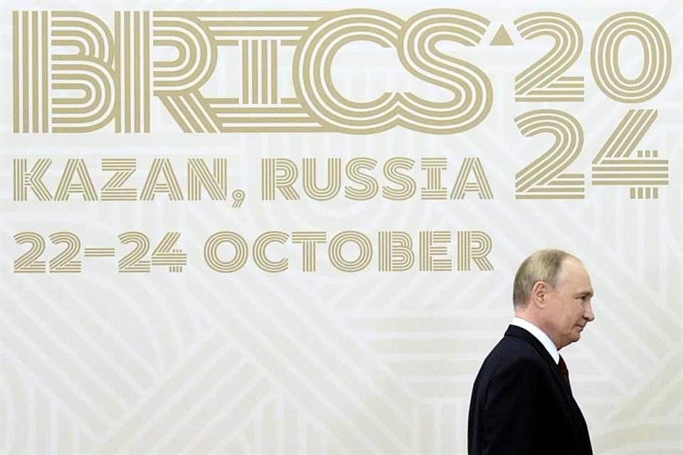 El Presidente ruso, Vladimir Putin, recibió a los líderes del bloque de los BRICS y muestra el fracaso de EU para aislar a Rusia.