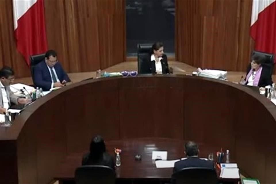 Los magistrados tomaron en cuenta que el Congreso de Tamaulipas le retiró el viernes el fuero al Magistrado.