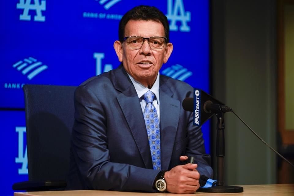 El equipo informó que Valenzuela falleció el martes por la noche en un hospital de Los Ángeles. Los Dodgers no proporcionaron la causa ni otros detalles.