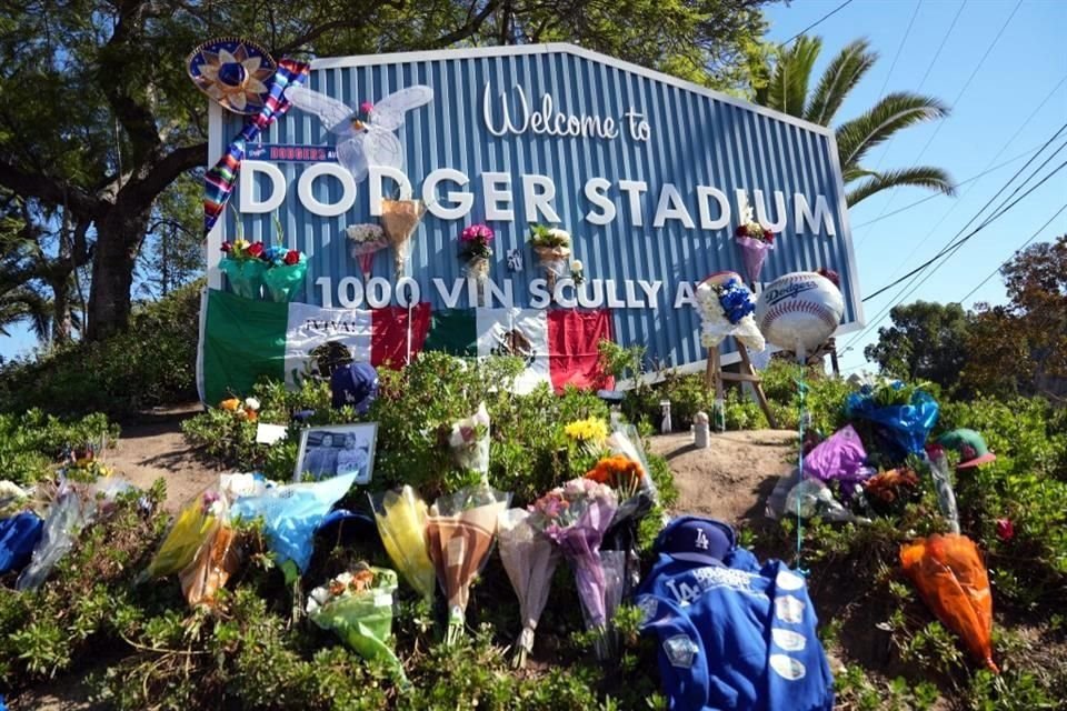 Fernando Valenzuela será homenajeado durante la Serie Mundial.