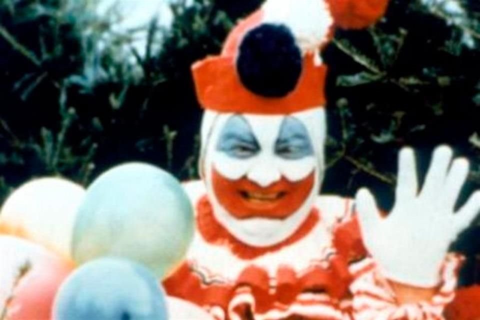 Gacy le ofreció 'poppers' (nitrito de amilo), lo que le hizo perder el conocimiento.