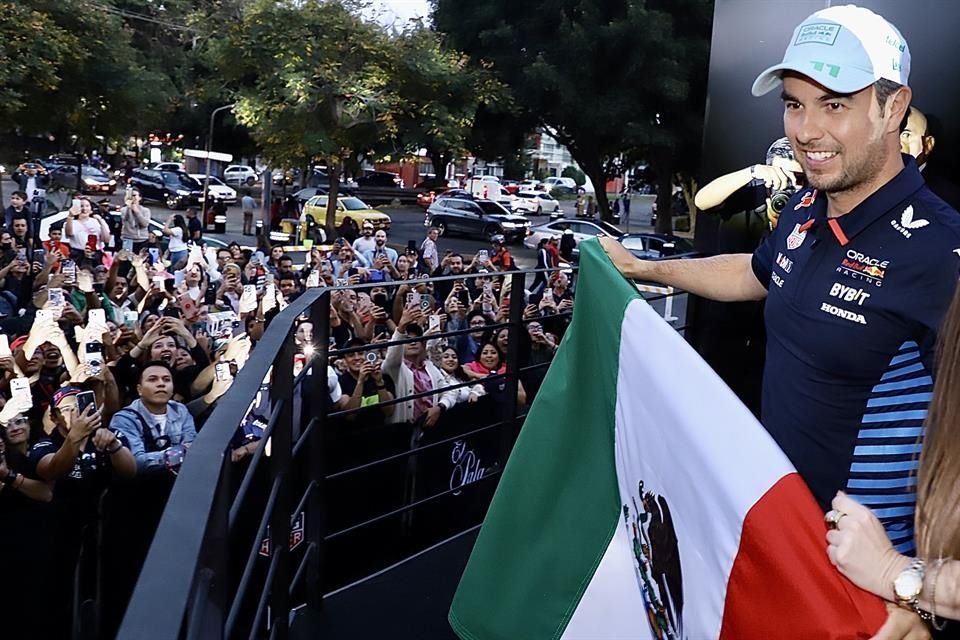 Checo refrendó la promesa de dar su máximo en el GP de CDMX 2024.