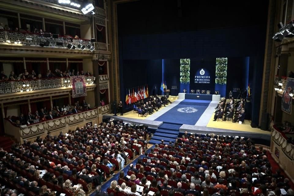 Vista del Teatro Campoamor durante la ceremonia de entrega de los Premios Princesa de Asturias 2024.