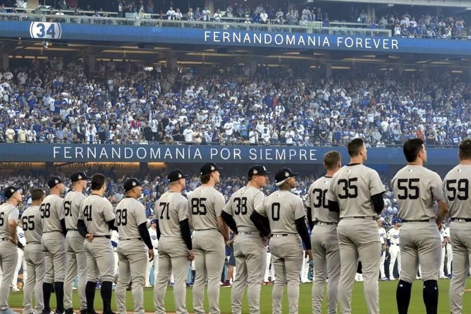 Con un minuto de silencio, rindieron homenaje al mexicano Fernando Valenzauela, quien falleció el pasado martes.