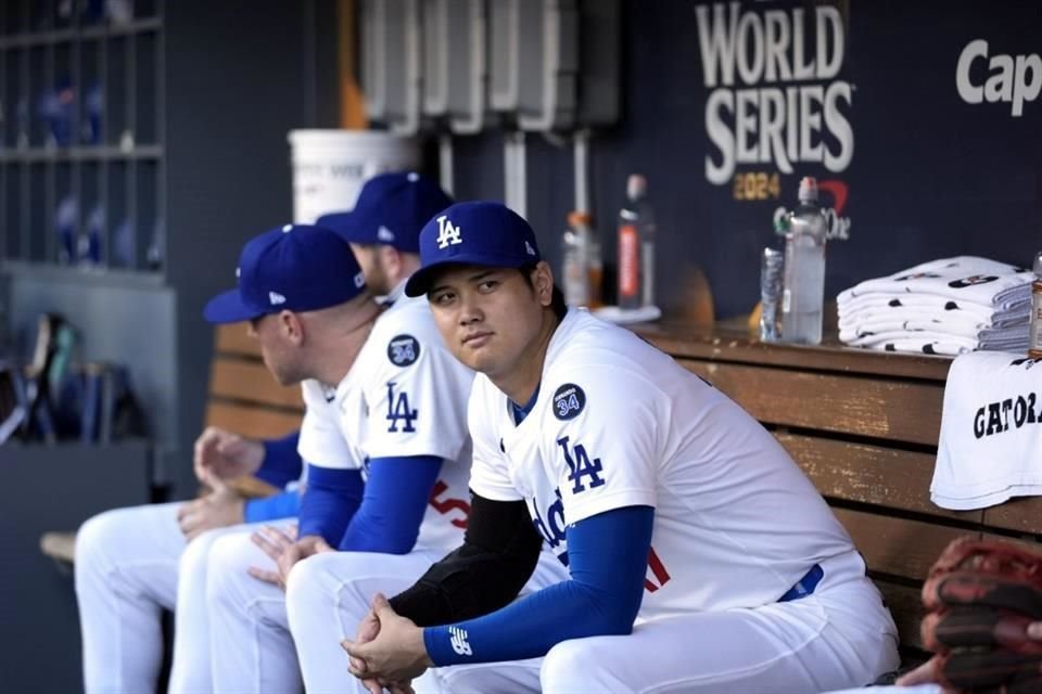 Los jugadores de los Dodgers llevaron un parche en sus jerseys con el histórico 34 de Fernando. Lo usarán también todo el 2025.