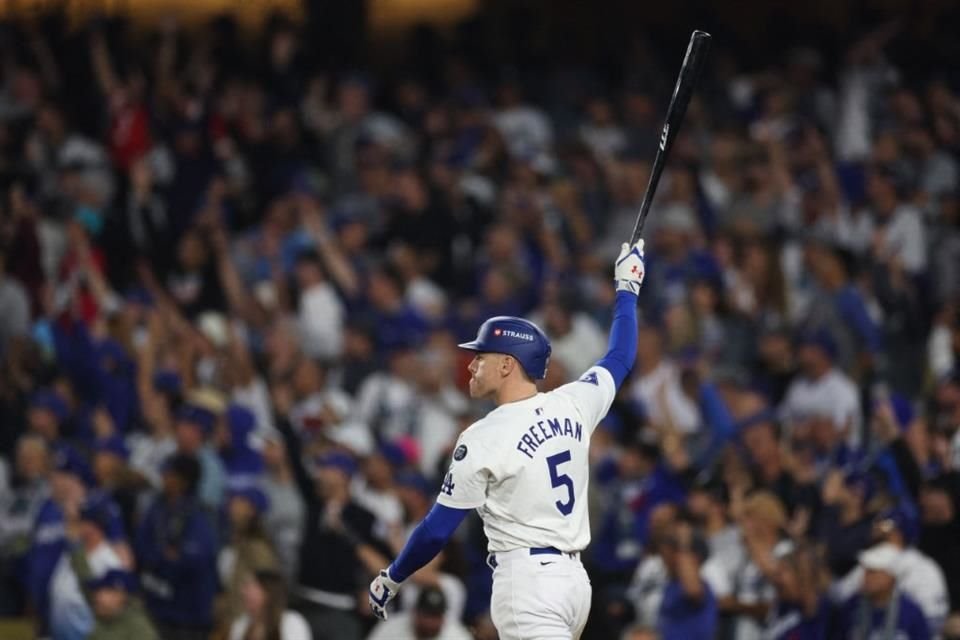 El oriundo de California selló una de las noches más mágicas en Dodger Stadium.