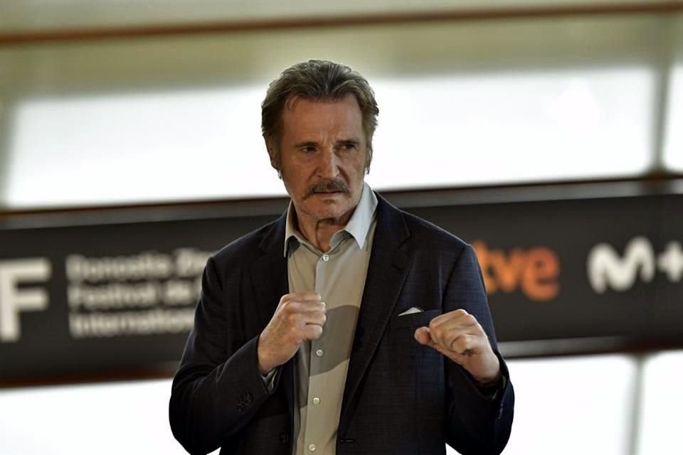 Liam Neeson aseguró que es 'fantástico' trabajar con Pamela Anderson.