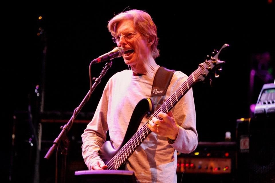 Lesh era el miembro más antiguo y uno de los que más tiempo sobrevivía de la banda que llegó a definir el sonido del rock ácido que emanó de San Francisco en la década de 1960.