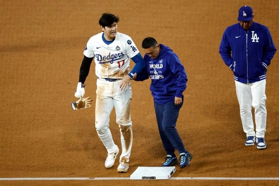 Los Dodgers ganaron 4-2 a Yankees y tomaron ventaja de 2-0 en la Serie Mundial, pero Shohei Ohtani salió lesionado del hombro izquierdo.